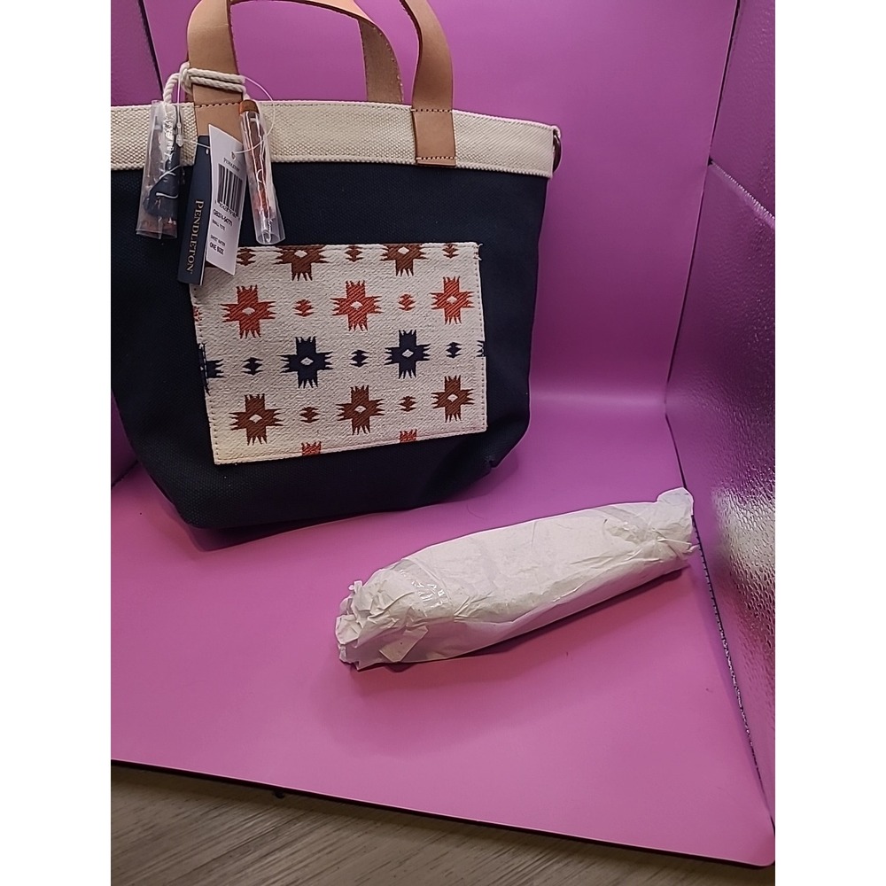 Pendleton Sweet Water Cotton Tote Southwestern Bag Leather Handle NWT $160 MSRP - Picture 8 of 10